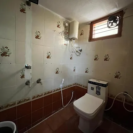 Annamaiah Homestay - 5 Minutes Walkable To Sri Padmavathi Ammavari Temple - 10 Mins Drive From Railway Station And Bus Station - Especially For Small Families And Group Of Peoples Tirupati Exterior photo