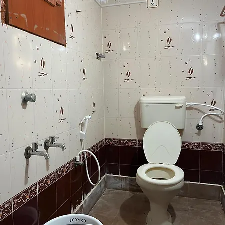 Annamaiah Homestay - 5 Minutes Walkable To Sri Padmavathi Ammavari Temple - 10 Mins Drive From Railway Station And Bus Station - Especially For Small Families And Group Of Peoples Tirupati Exterior photo