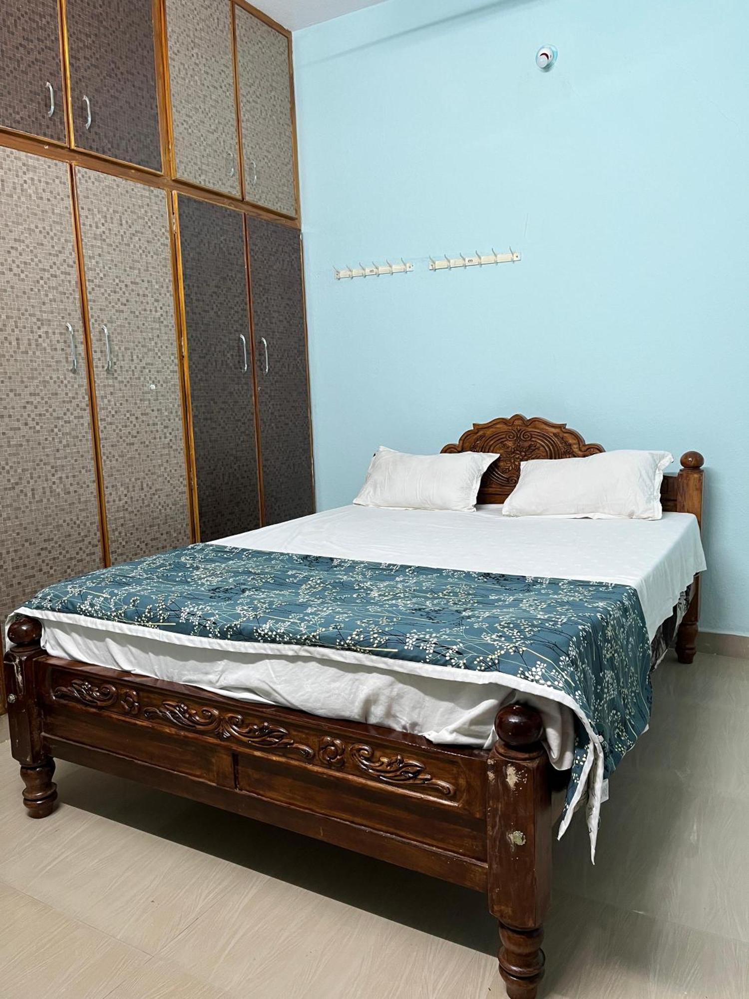 Homestay Annamaiah - 5 Minutes Walkable To Sri Padmavathi Ammavari Temple - 10 Mins Drive From Railway Station And Bus Station - Especially For Small Families And Group Of Peoples Tirupati